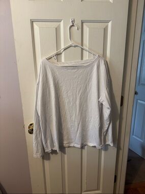 Abercrombie & Fitch White Crewneck Tee